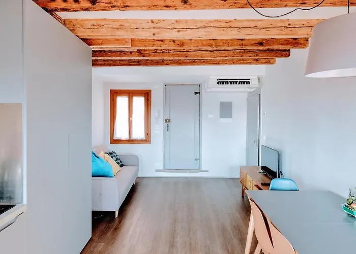 Ca' Dei Armeni - San Marco Square *