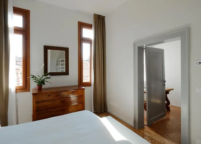 Ca' Dei Armeni - San Marco Square * 베니스